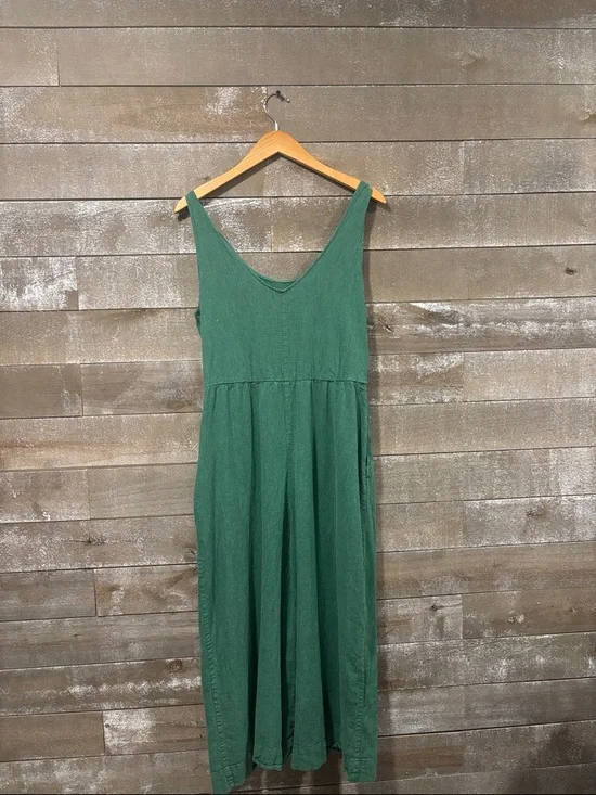 Patagonia Women's Garden
Island Jumpsuit Green size Medium - Picture 6 of 9